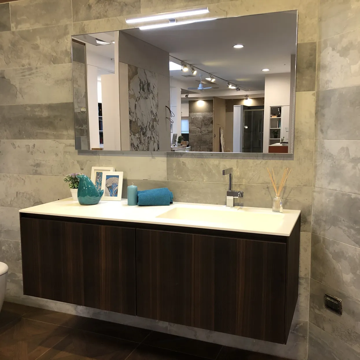 Mobile bagno offerta outlet finitura legno eucalipto Pellizzari Fratelli Gambellara