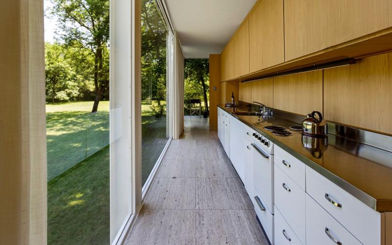 Farnsworth House - Architetto Mies Van Der Rohe - Plano, Illinois, USA