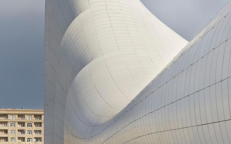 Heydar Aliyev Center, Architetto Zaha Hadid, Baku