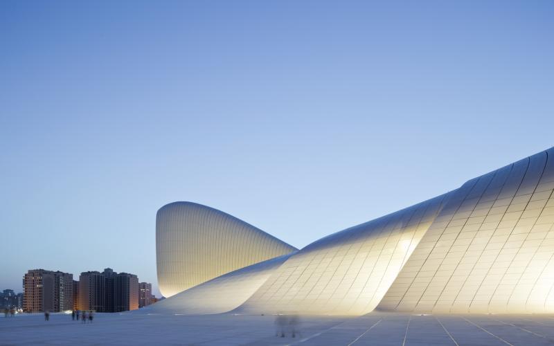 Heydar Aliyev Center, Architetto Zaha Hadid, Baku