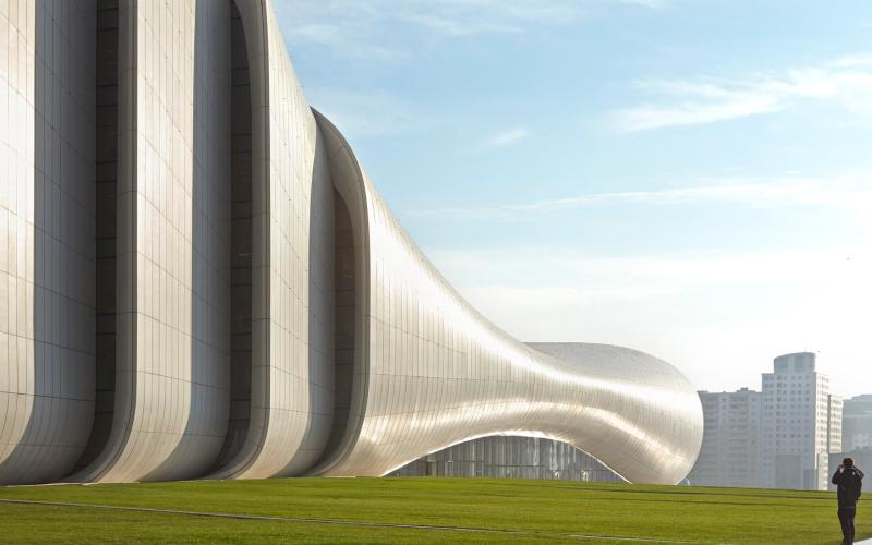 Heydar Aliyev Center, Architetto Zaha Hadid, Baku