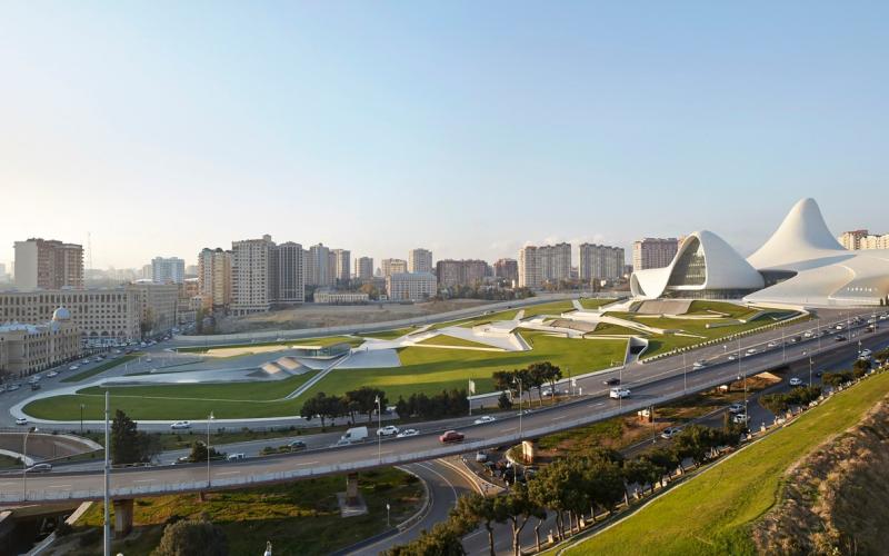 Heydar Aliyev Center, Architetto Zaha Hadid, Baku