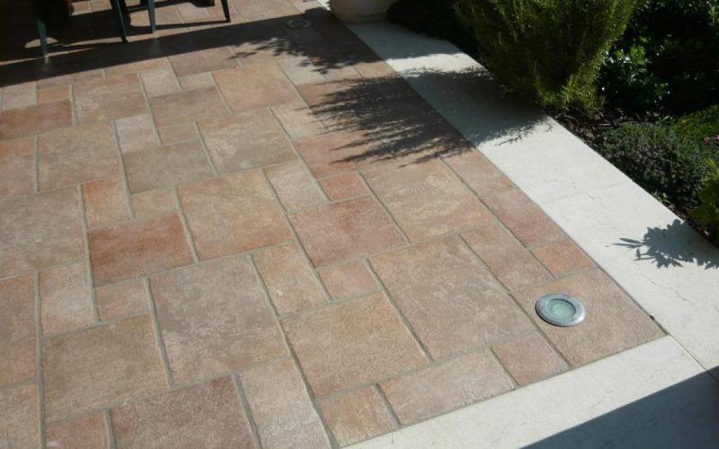 Outdoor flooring chateaux 