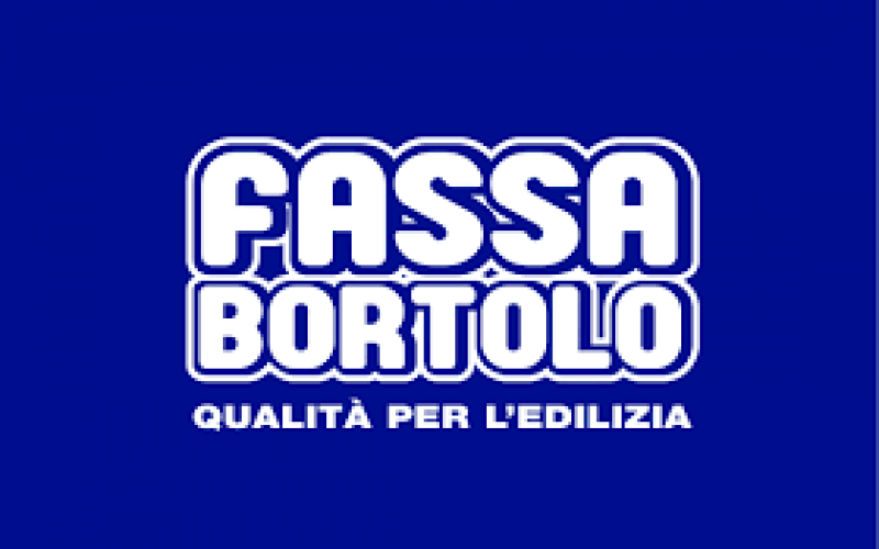 Nell'immagine si vede il logo Fassa