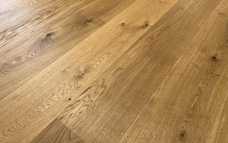 legno in rovere parquet e cani