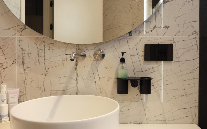 Marble effect bathroom covering Vicenza