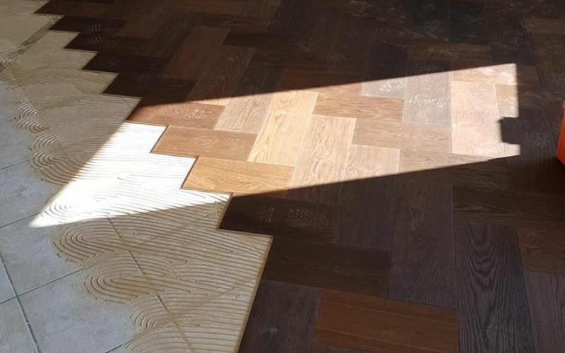 pavimento in legno su piastrelle in ceramica posa Vicenza