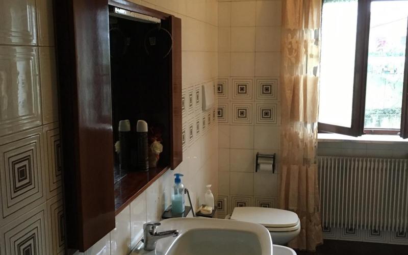 quanto costa ristrutturare bagno a Vicenza 