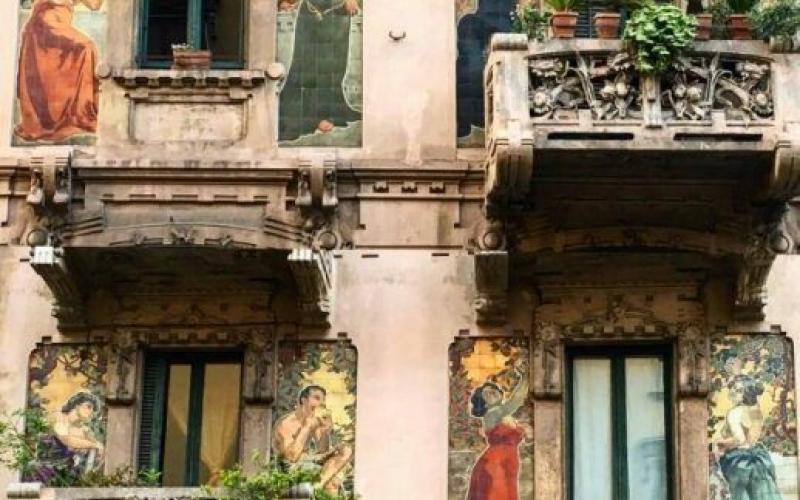 Storia della piastrella, decorazioni facciata casa Galimberti