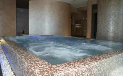 ristrutturare hotel zona benessere wellness piscina idromassaggio Vicenza