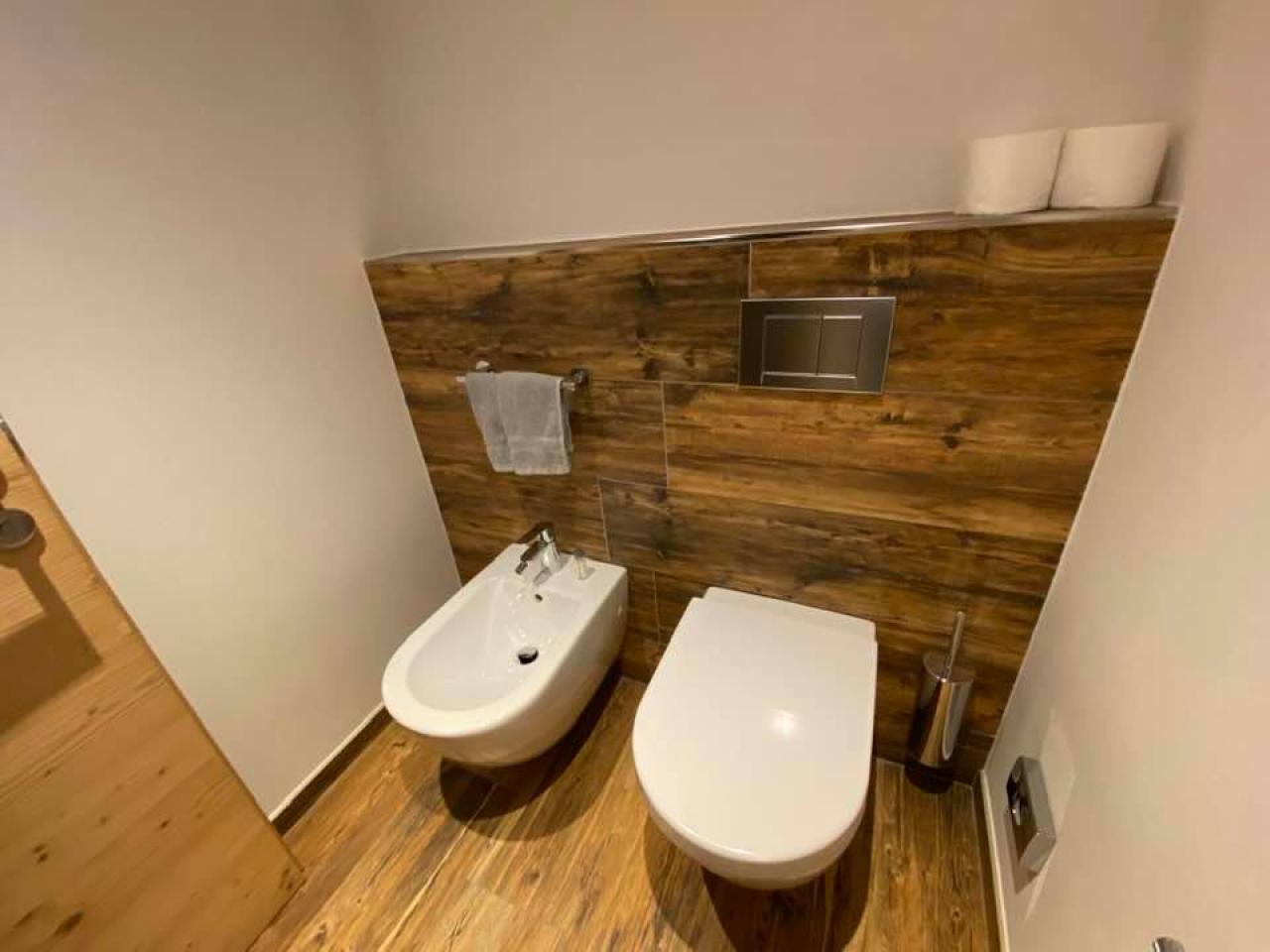 Misure scarico wc a pavimento e a parete: ci sono differenze?