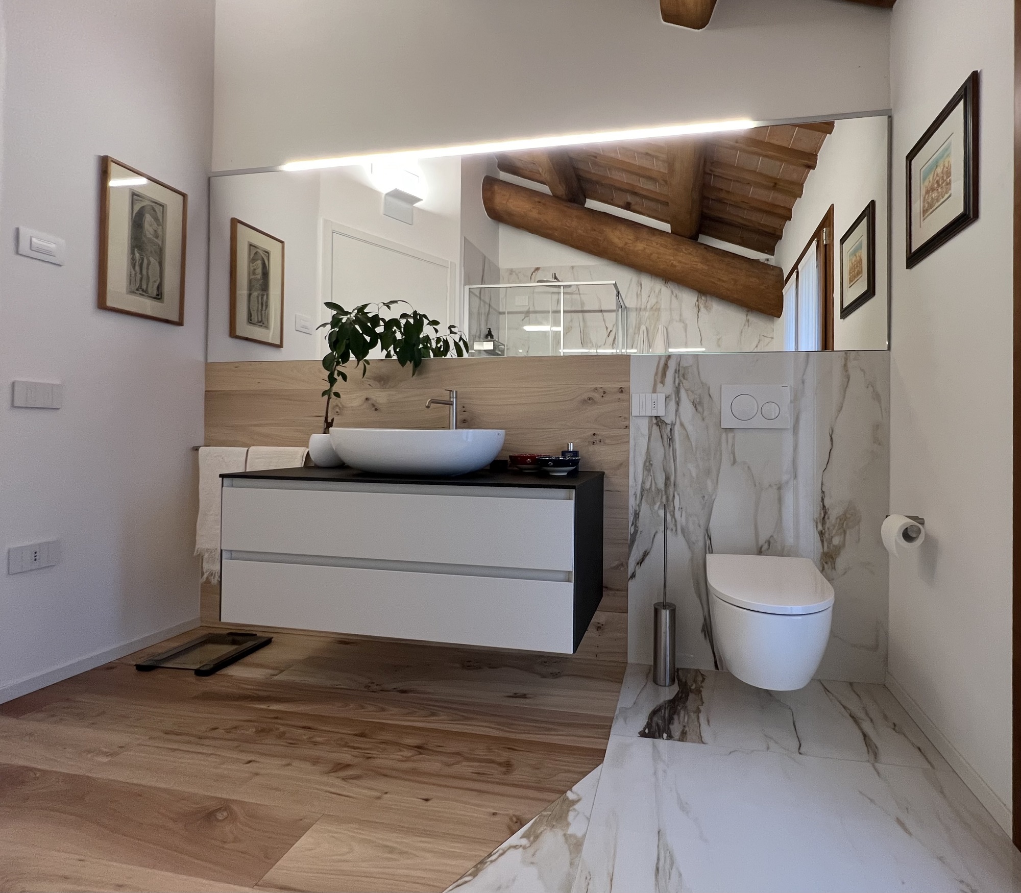 bagno pavimenti arredi