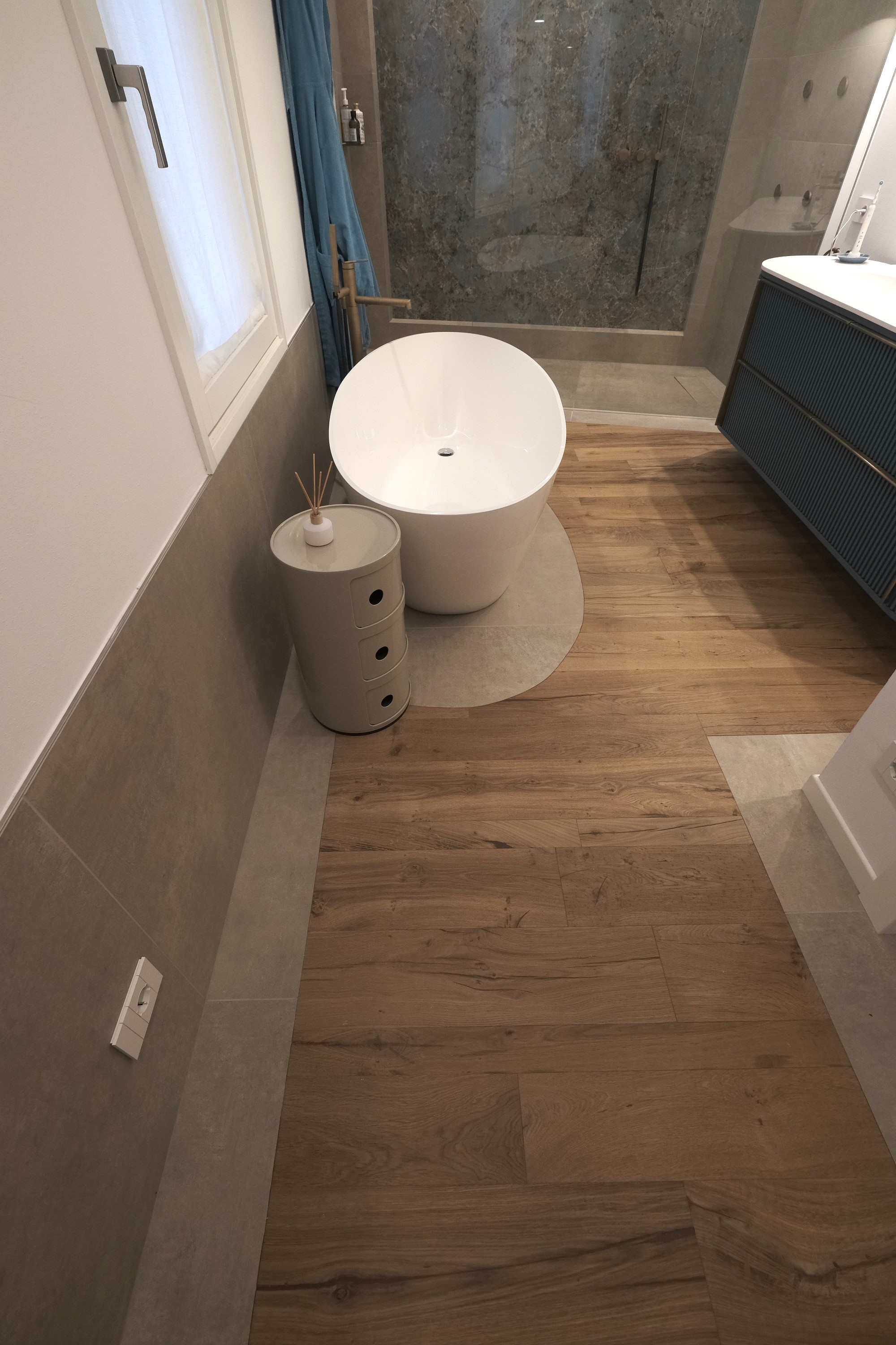 pavimento bagno legno e gres