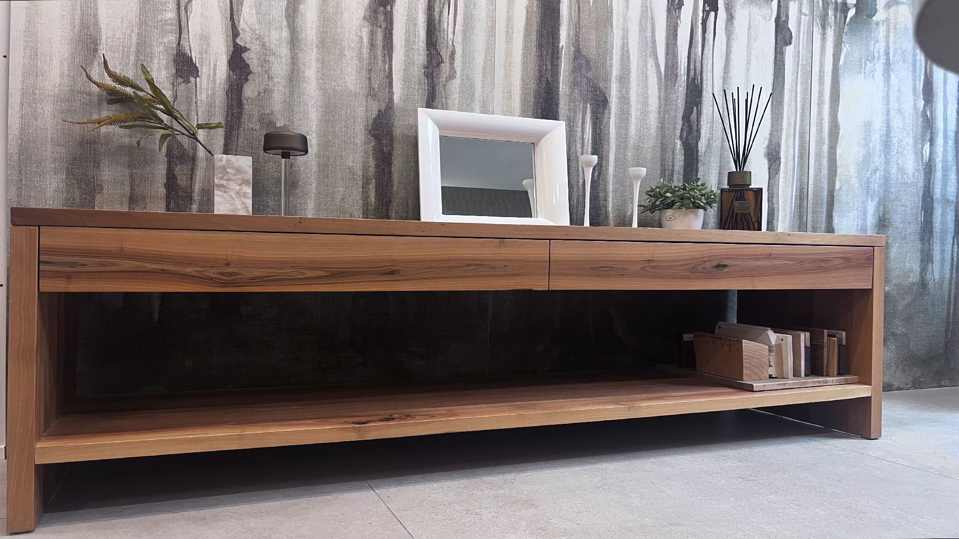 mobile in legno prezzo outlet