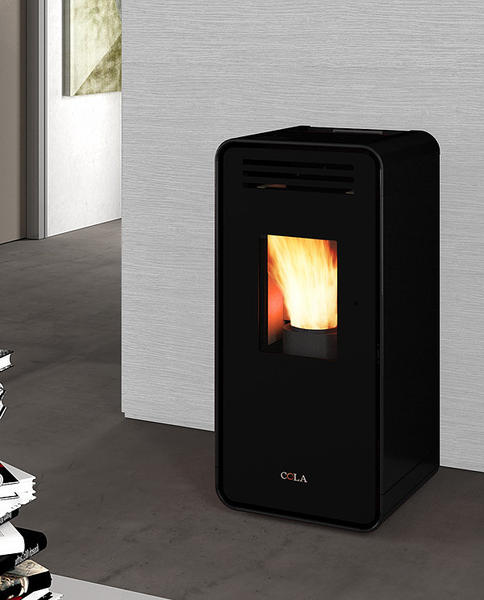 Cola - Ambra stufa a pellet 6 kw € 1.090,00 i.c.