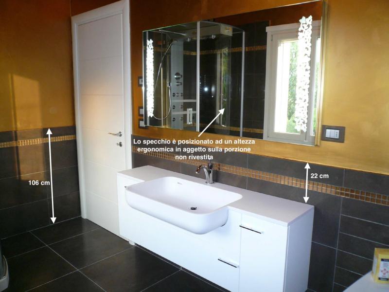 Boiserie bagno altezza rivestimento a Vicenza Verona