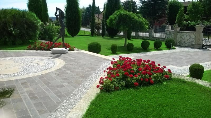 pavimentazione esterna giardino pavimentare Verona