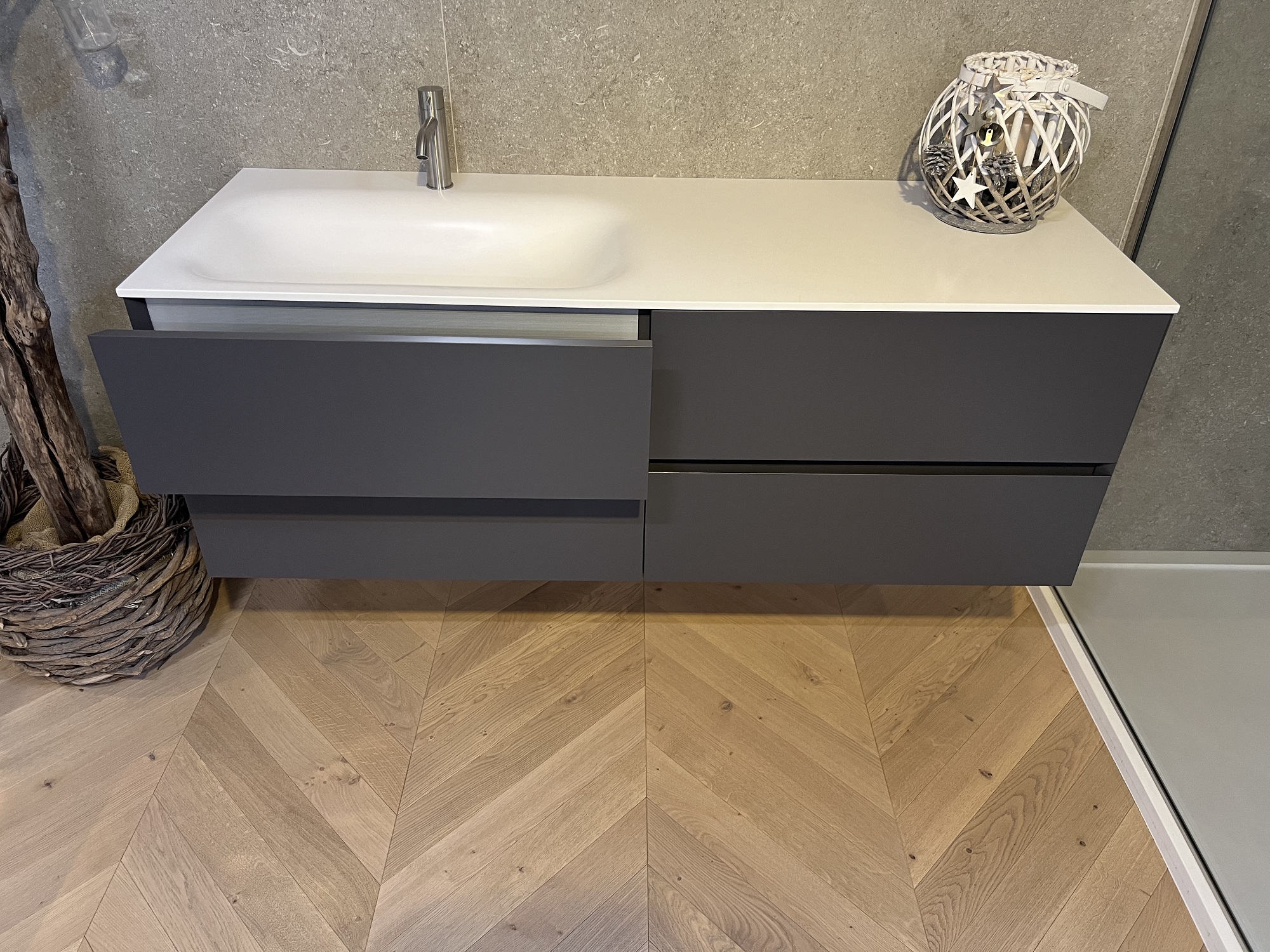 mobile bagno piano corian lavabo integrato prezzo outlet