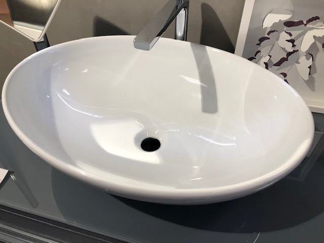 Lavabo in ceramica ovale Arbi