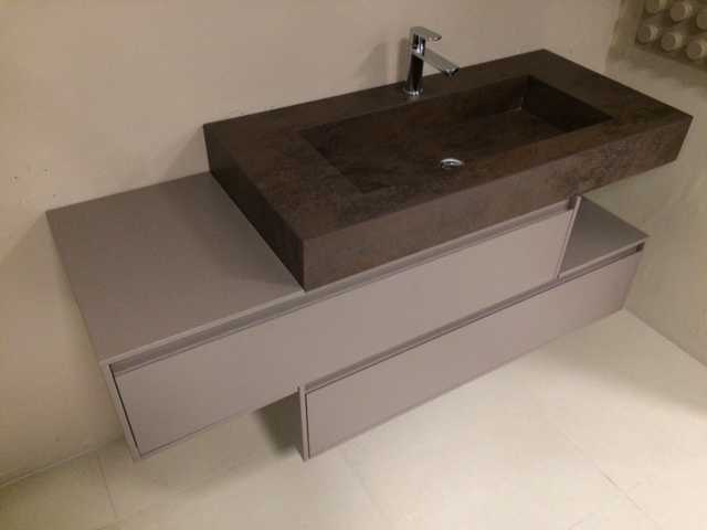 Mobile Arbi piano laminam, outlet arredobagno Vicenza Verona