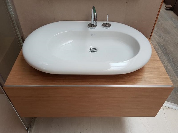 mobile bagno in legno Vicenza