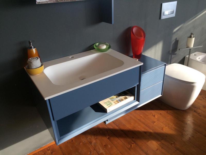 mobile bagno sospeso sfalsato outlet arredobagno Vicenza