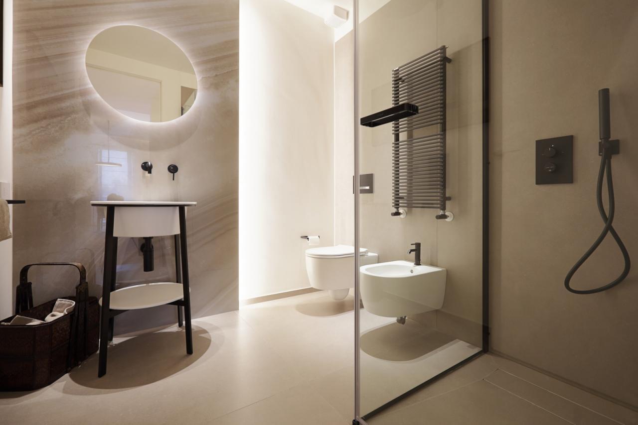 arredamento bagno, sanitari, rivestimenti