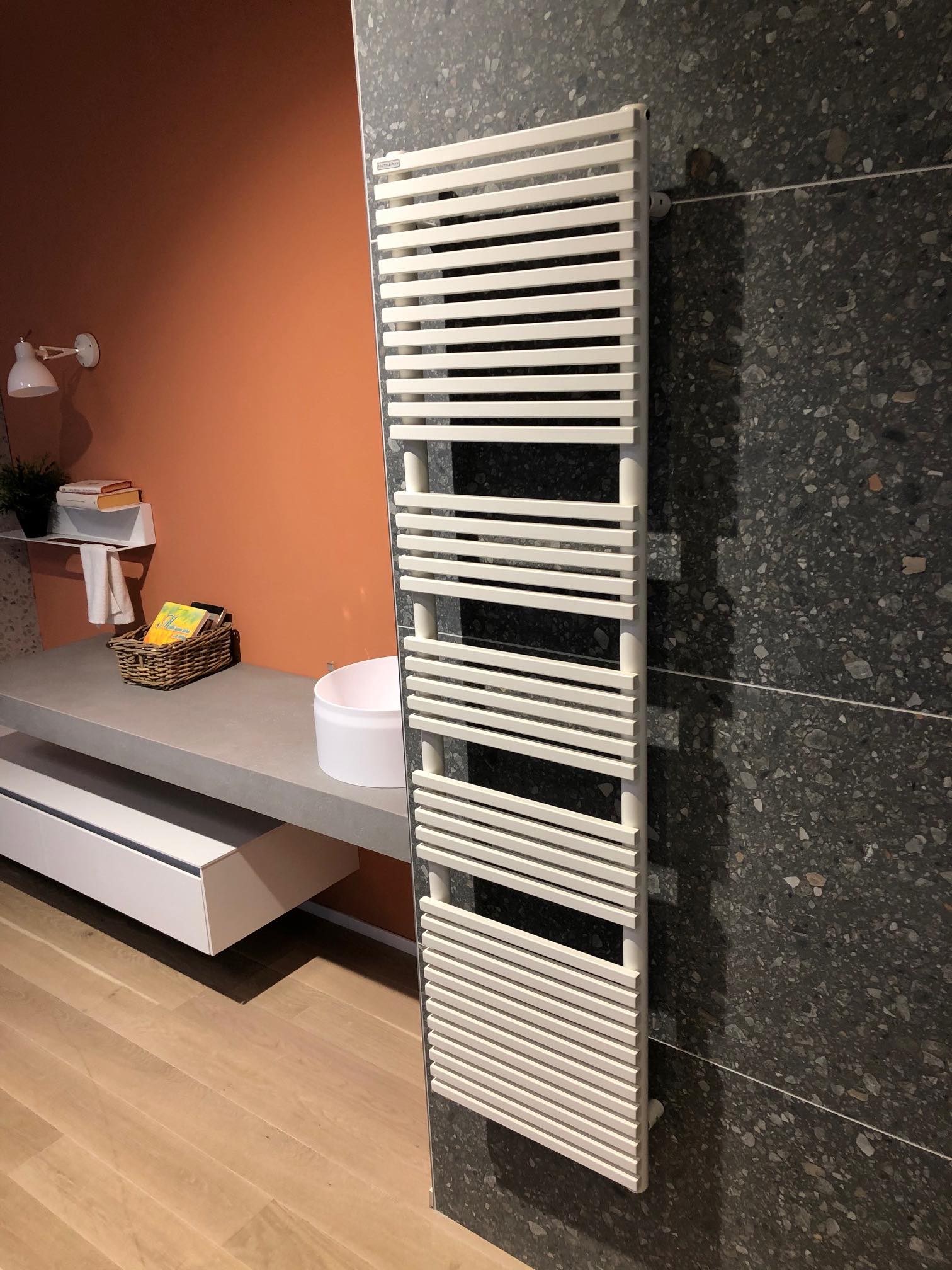 Termoarredo antrax Pellizzari outlet arredobagno