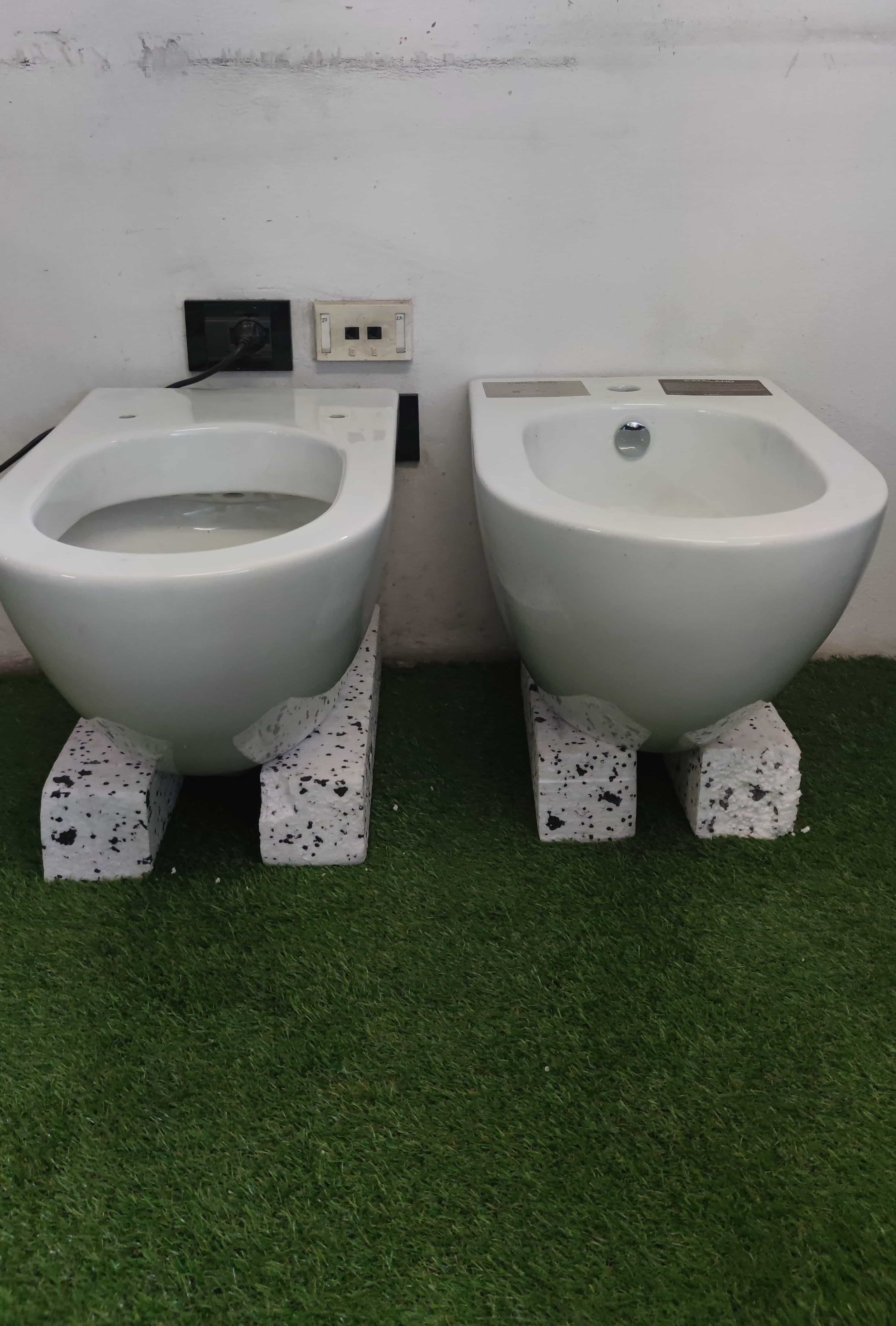 Water e Bidet catalano serie Sfera