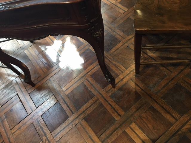 Pavimento_quadrotte_parquet_antico