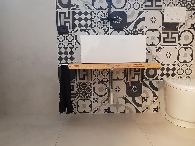 bagno moderno cementine black&amp;white Vicenza