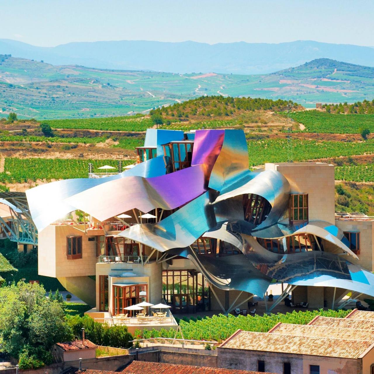 La cantina vinicola Marques de Riscal